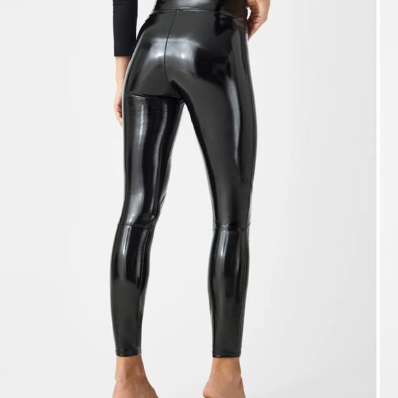 NWT SPANX Faux Patent Leather Black Shiny Leggings Regular Length Style 20301R - Picture 6 of 10